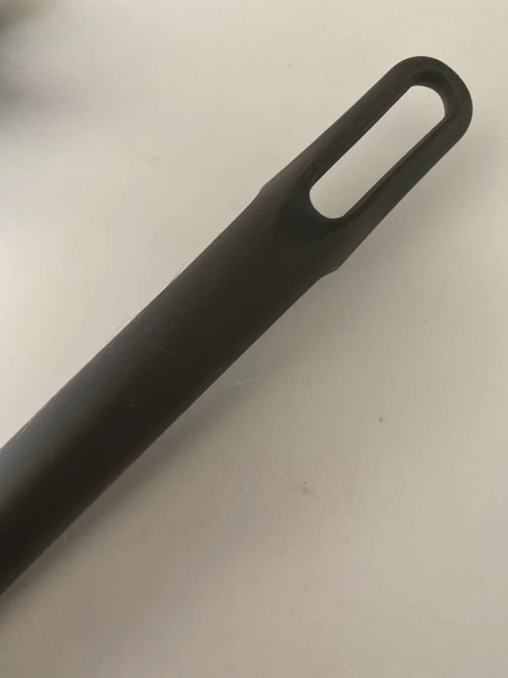 Ikea Set Grey Plastic Cooking Utensils Lot of 2 Tongs And Pasta Spoon Claw Lift